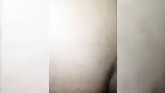 Мужик снимает на камеру красивый секс с узбечкой